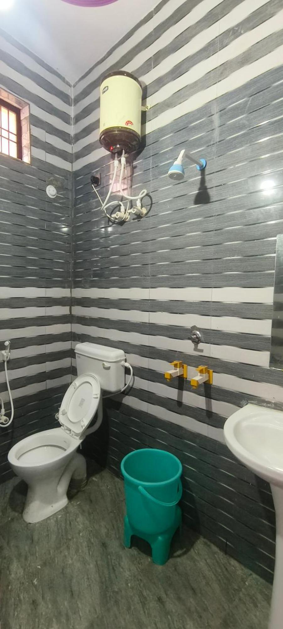K.D.Dham Near Prem Mandir1 Hotel Vrindāvan Eksteriør billede