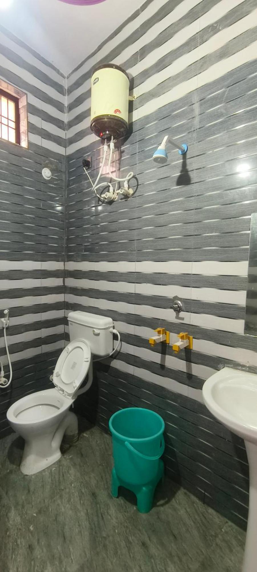 K.D.Dham Near Prem Mandir1 Hotel Vrindāvan Eksteriør billede