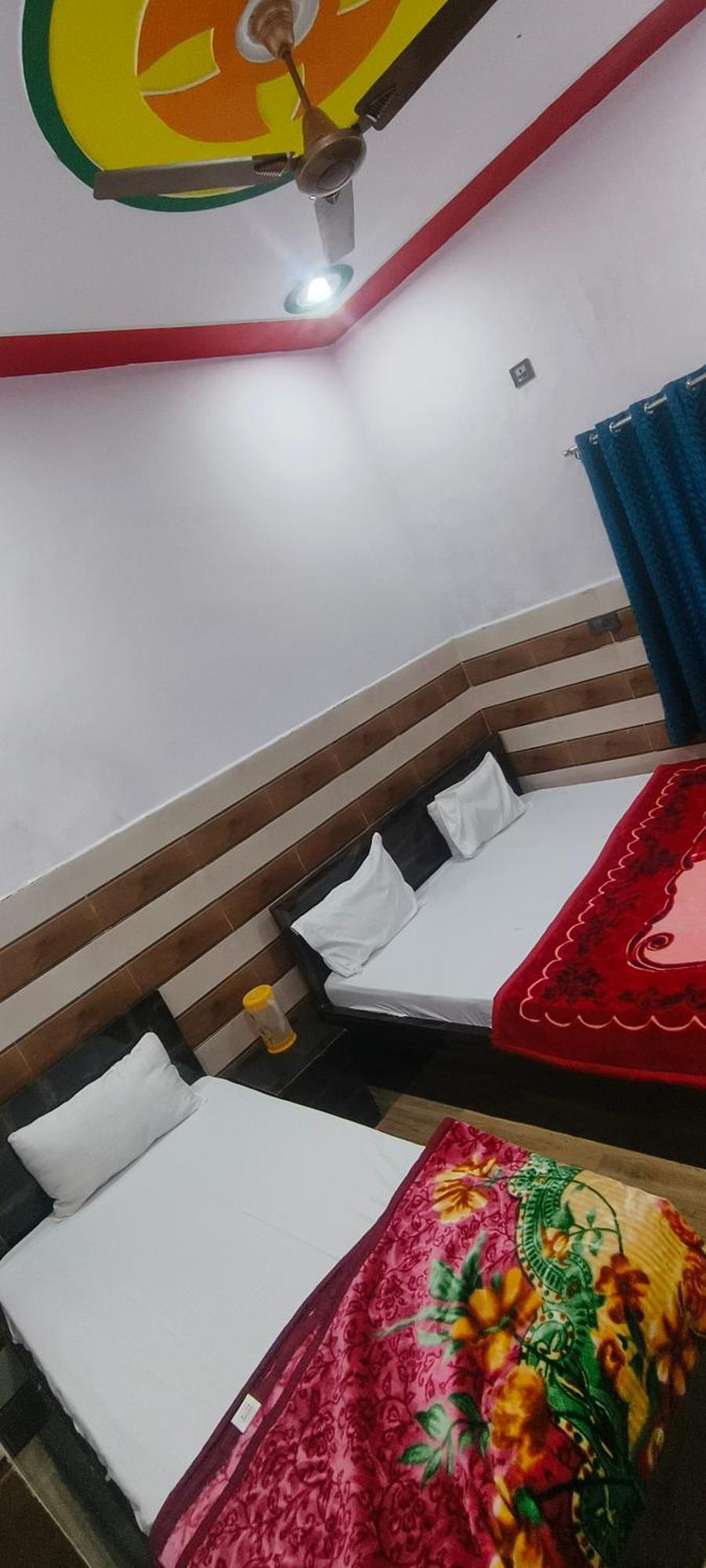 K.D.Dham Near Prem Mandir1 Hotel Vrindāvan Eksteriør billede