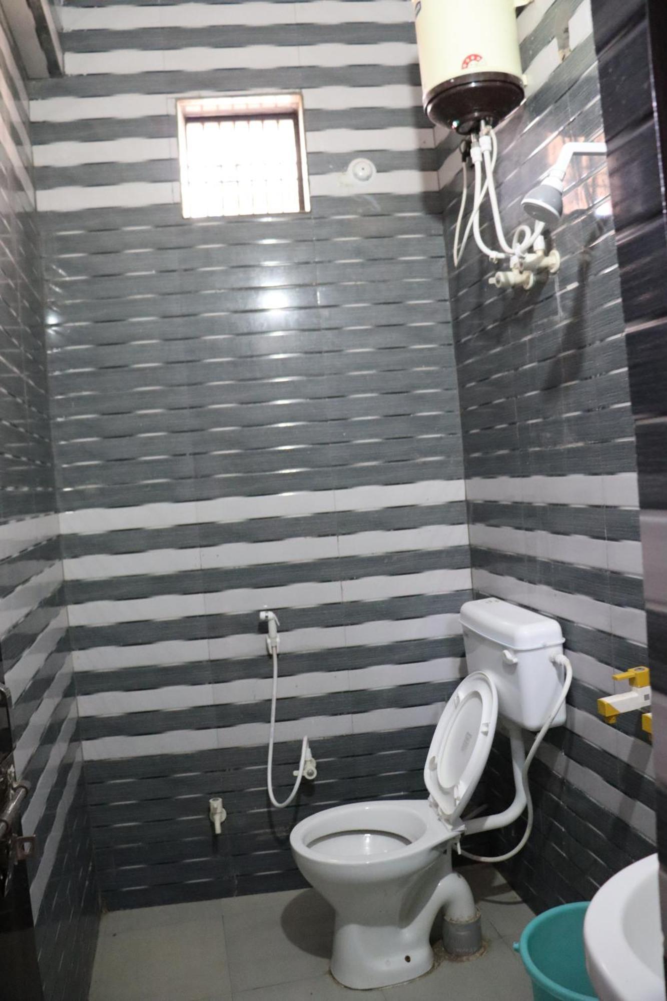 K.D.Dham Near Prem Mandir1 Hotel Vrindāvan Eksteriør billede